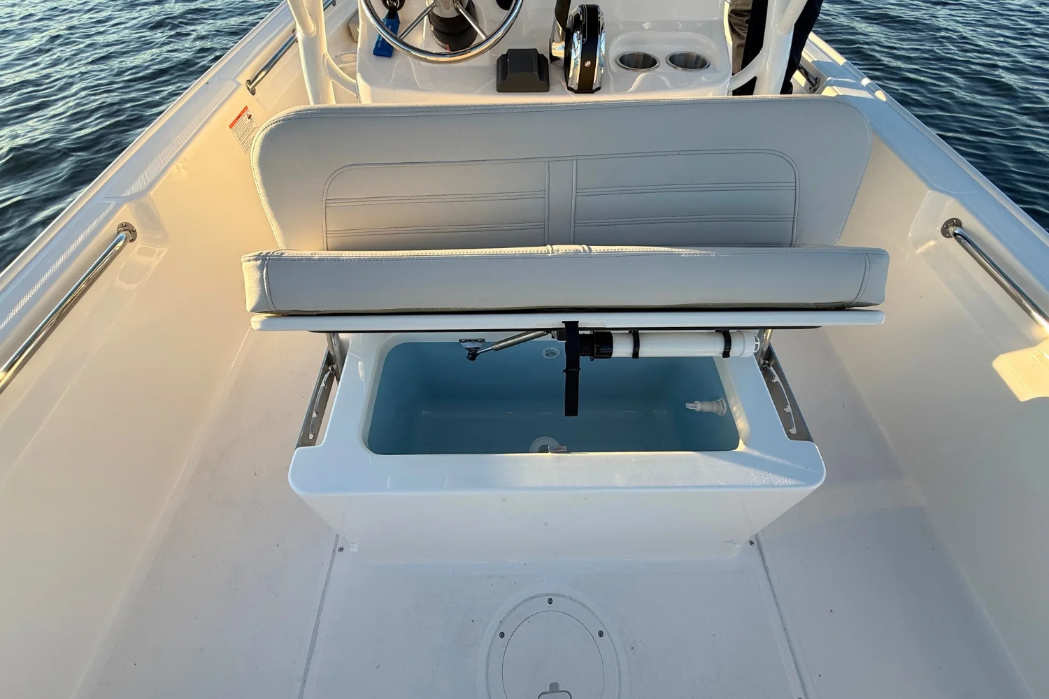2026 Boston Whaler 190 Montauk Image Thumbnail #10