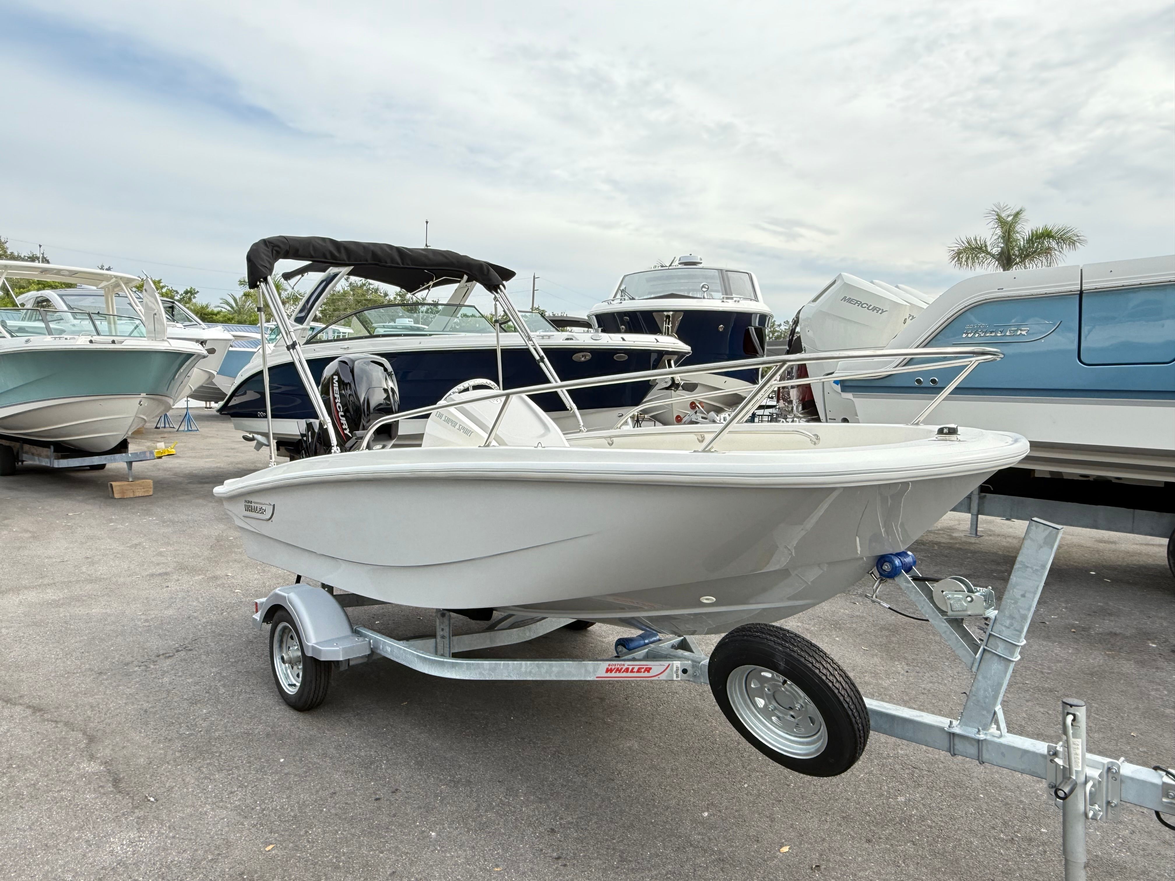 2026 Boston Whaler 130 Super Sport Image Thumbnail #2