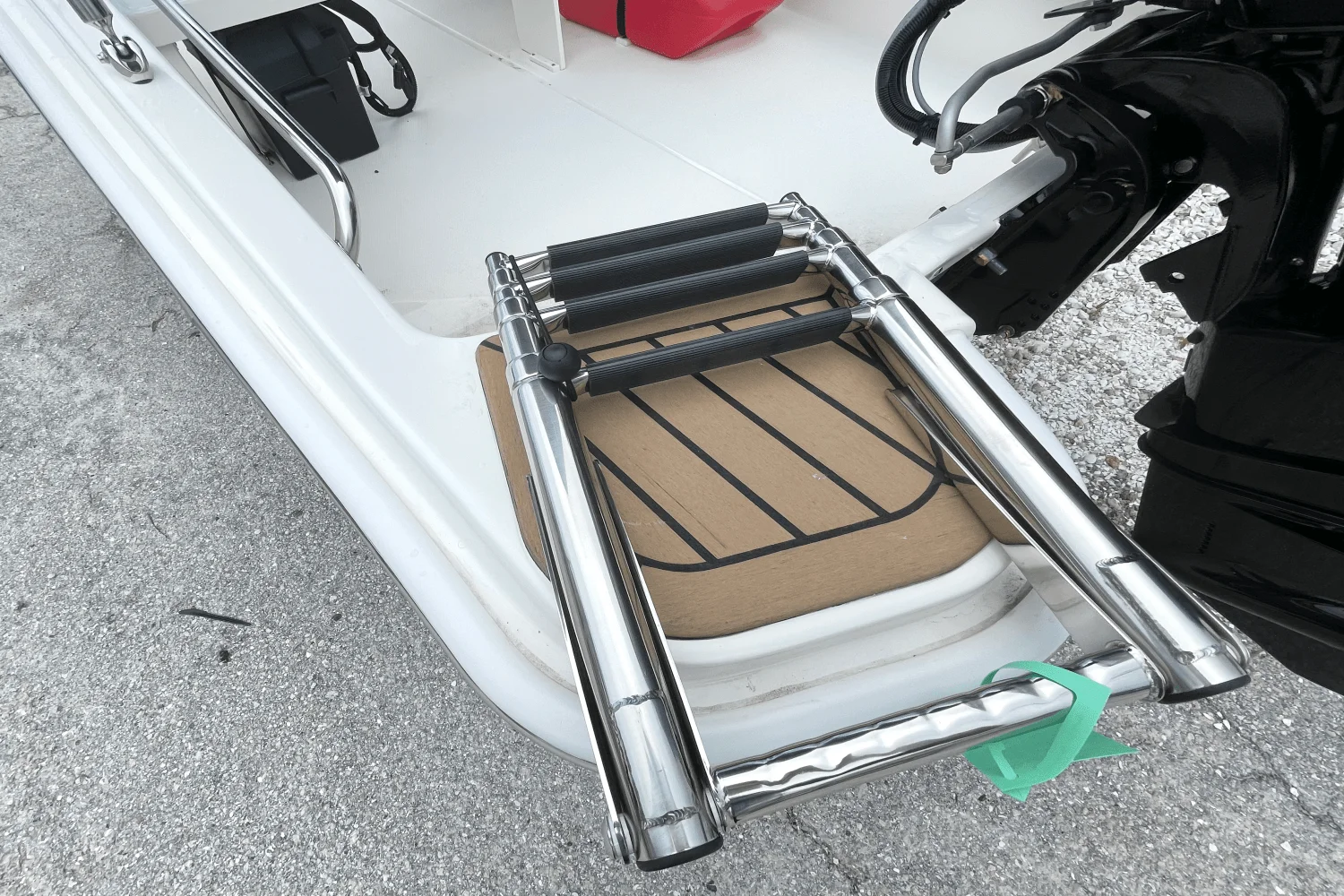 2026 Boston Whaler 130 Super Sport Image Thumbnail #12