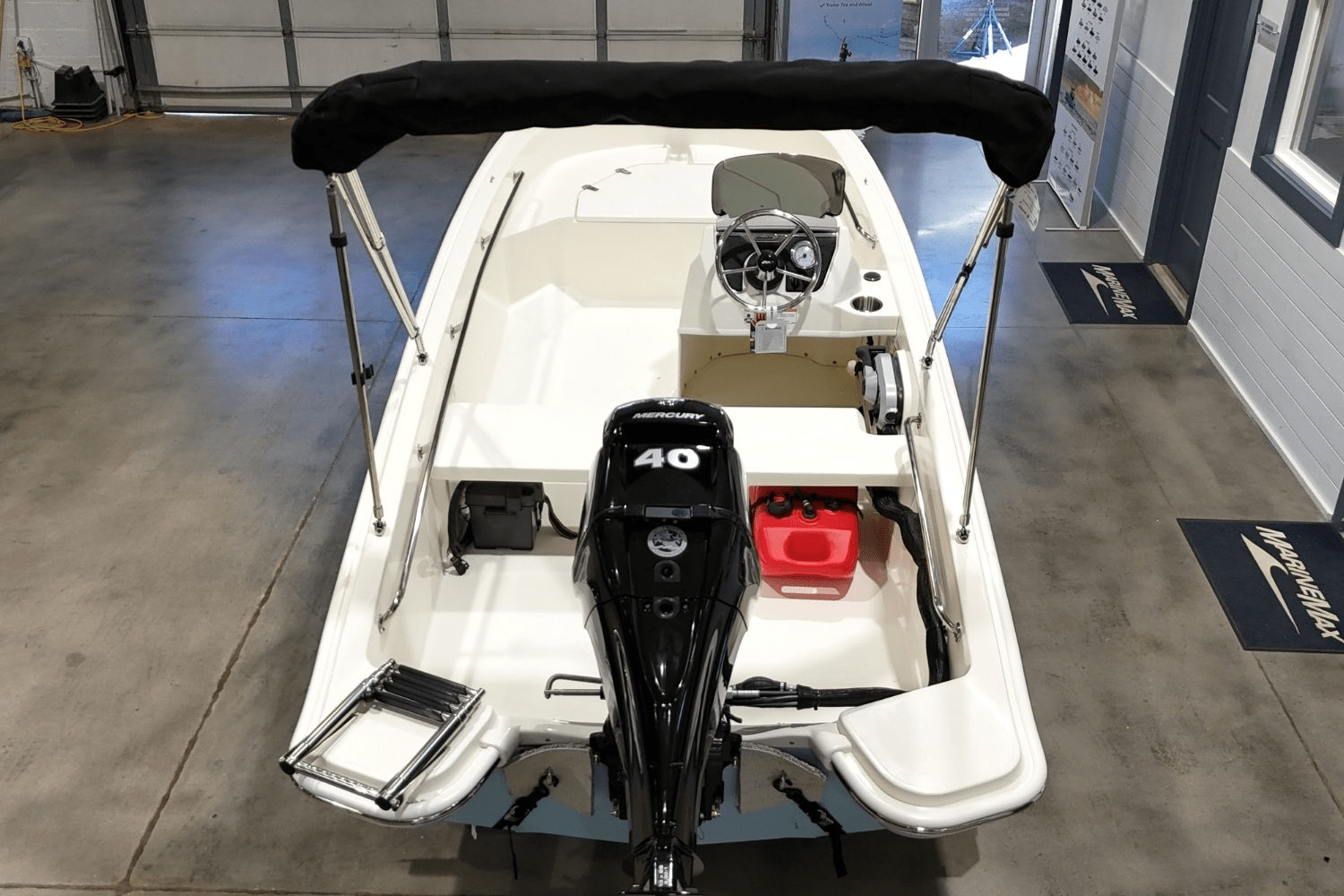 2025 Boston Whaler 130 Super Sport Image Thumbnail #8