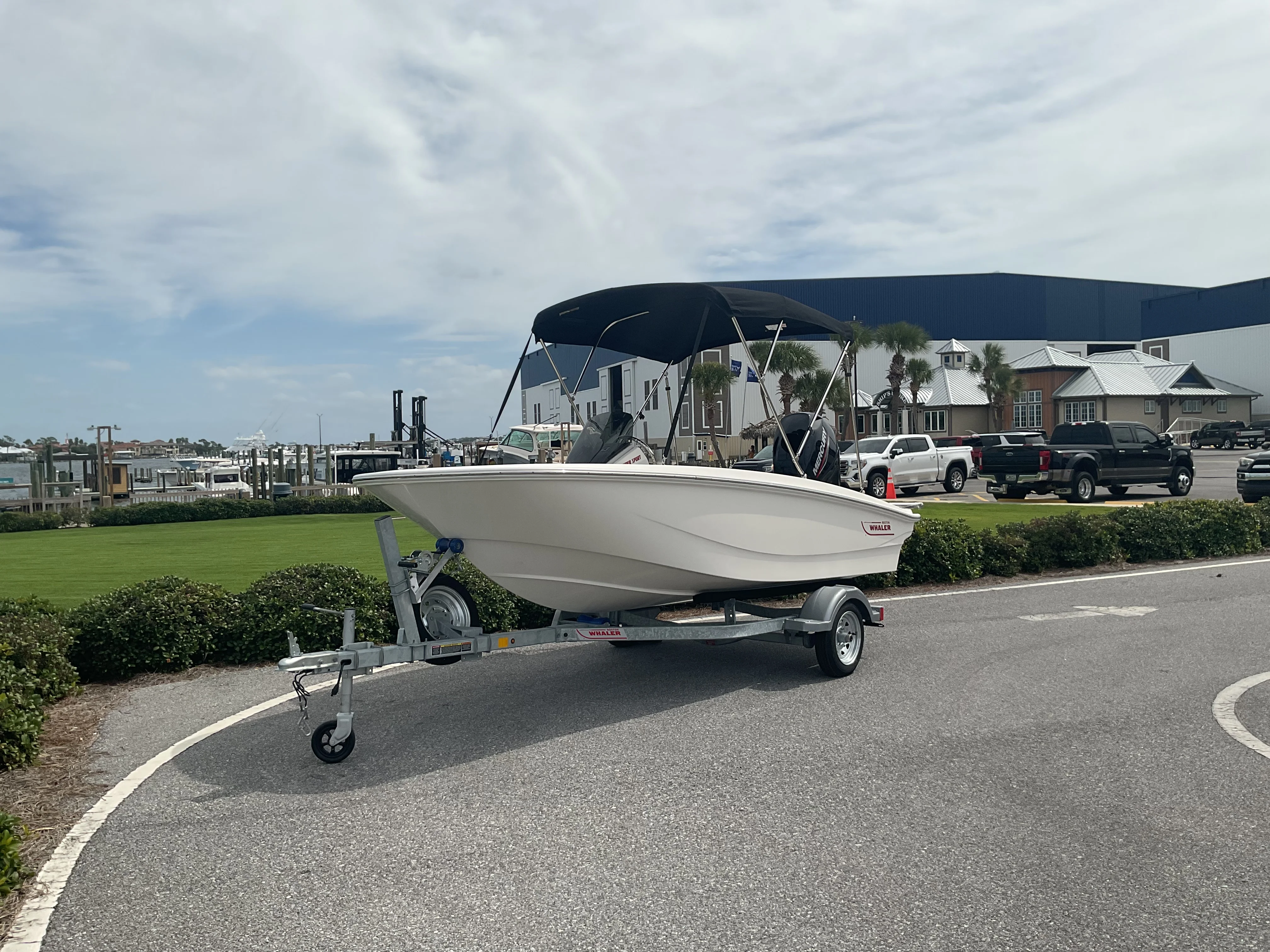 2025 Boston Whaler 130 Super Sport Image Thumbnail #4