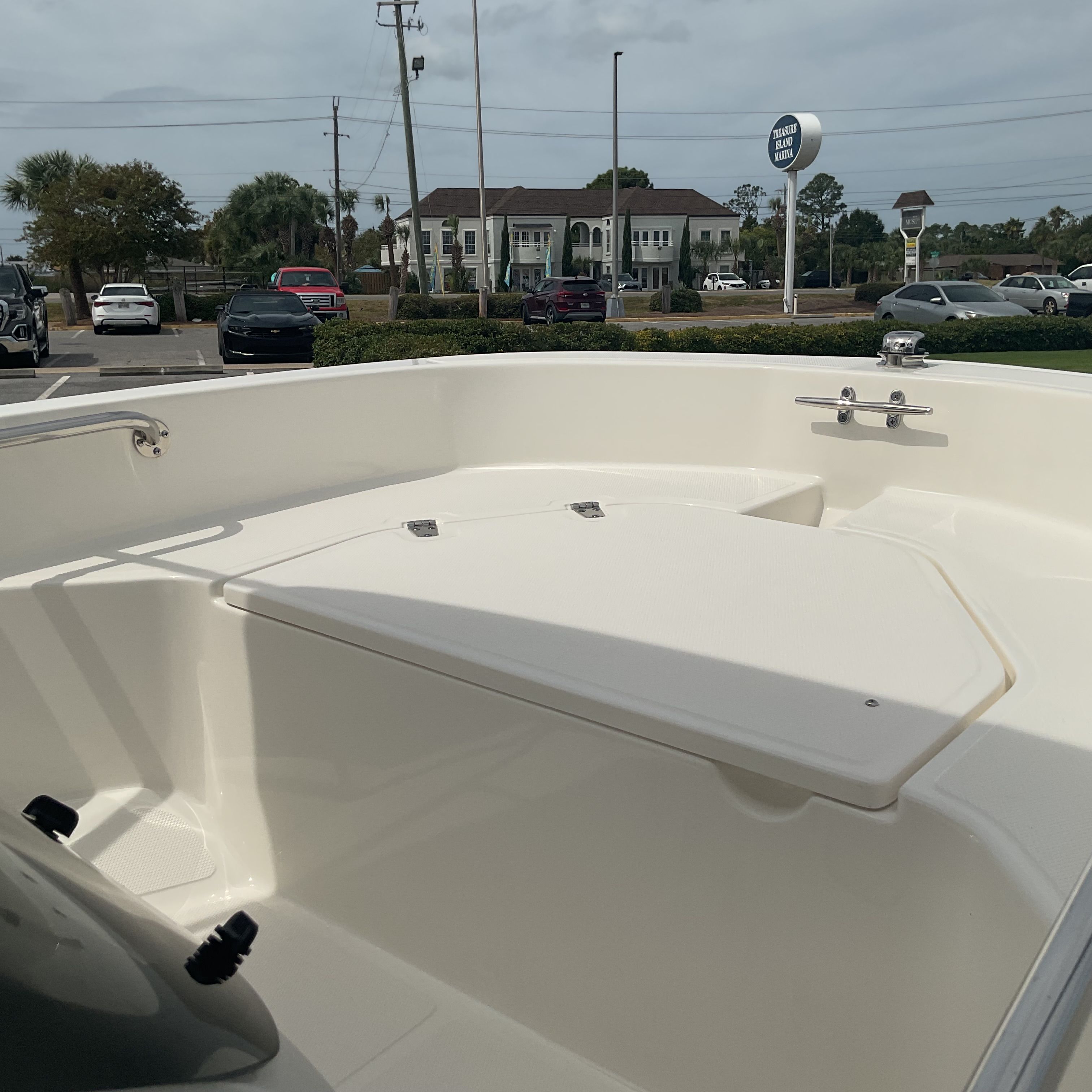 2025 Boston Whaler 130 Super Sport Image Thumbnail #11