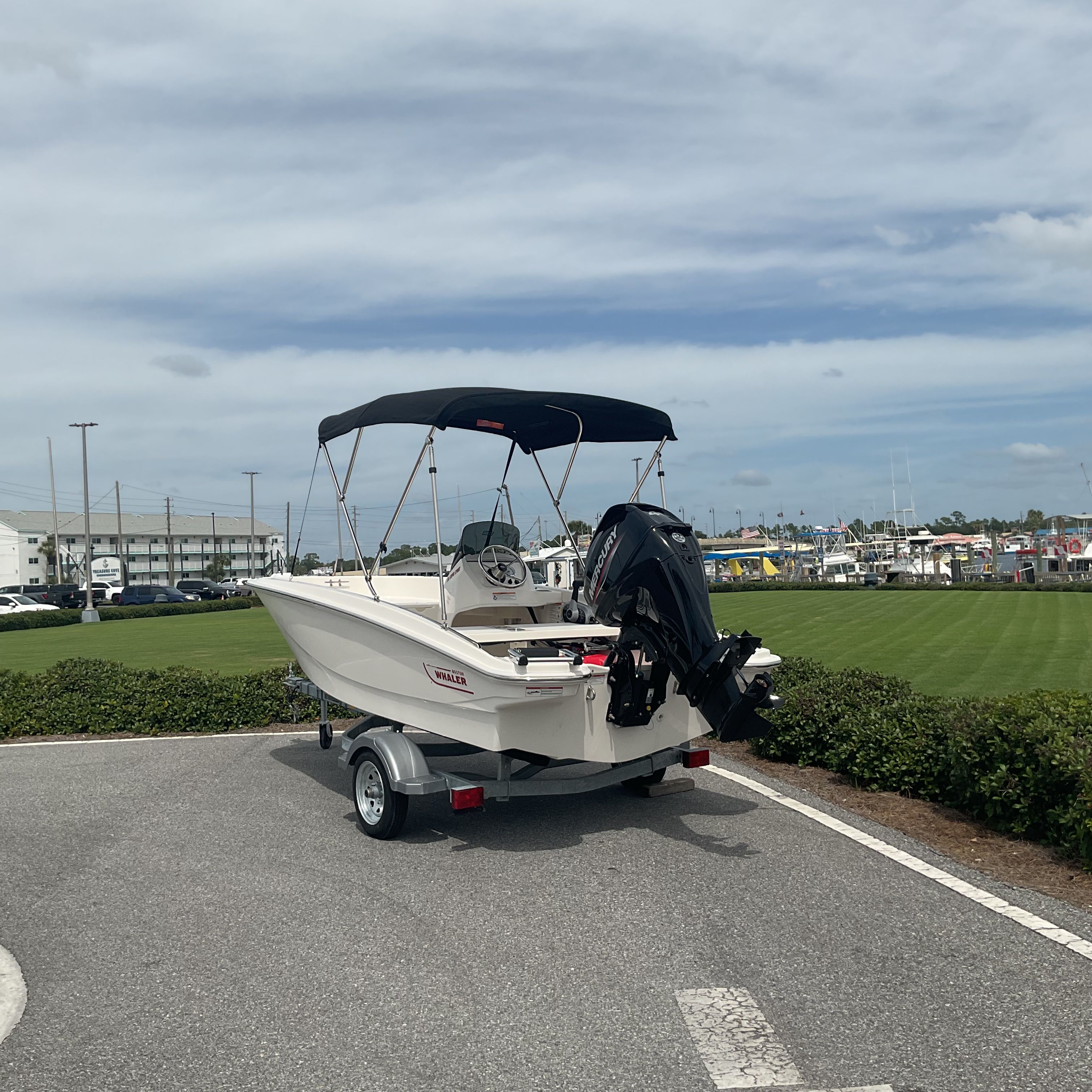 2025 Boston Whaler 130 Super Sport Image Thumbnail #16