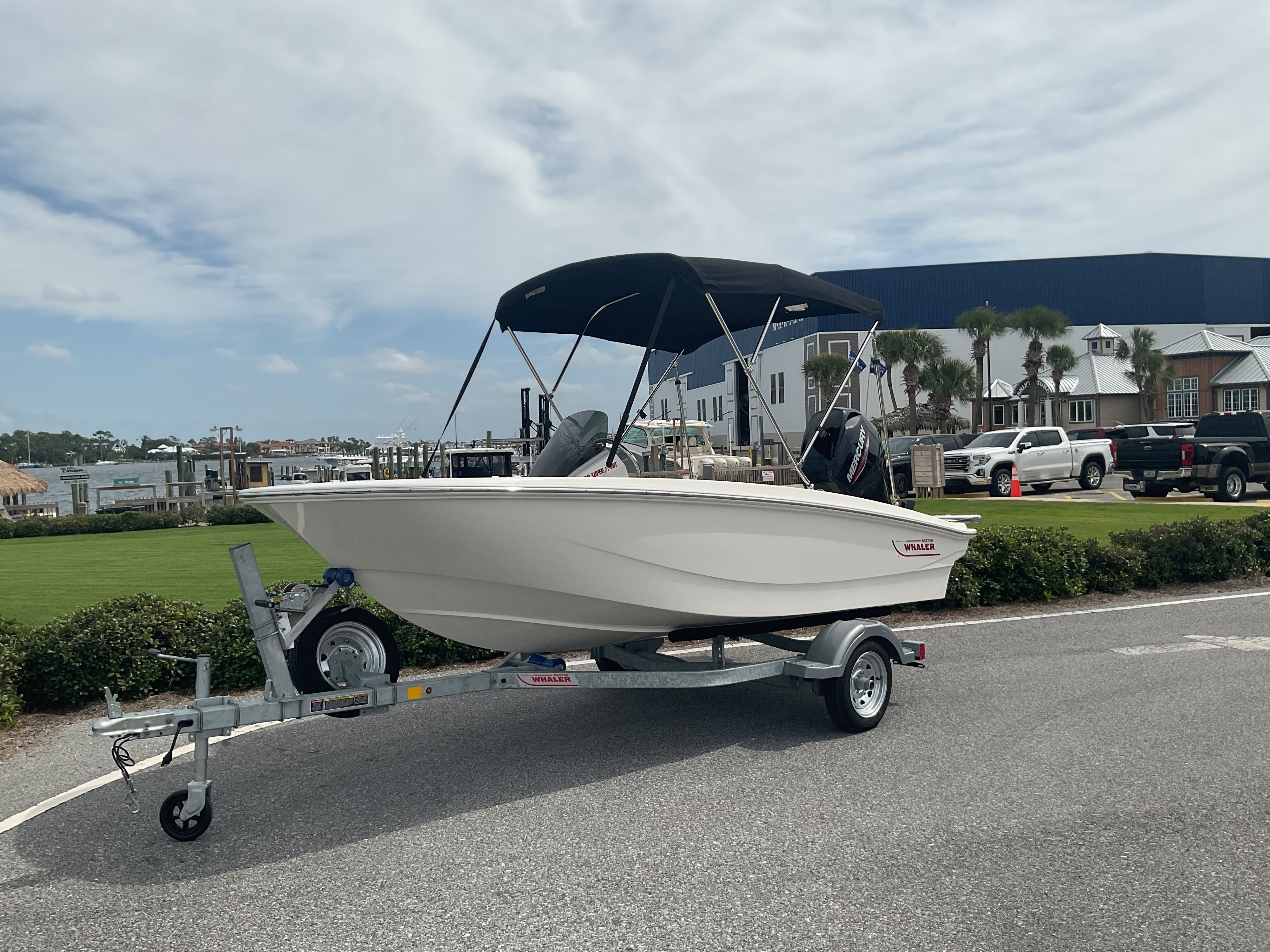 2025 Boston Whaler 130 Super Sport Image Thumbnail #20