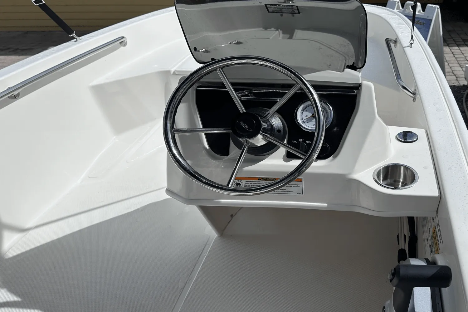 2025 Boston Whaler 130 Super Sport Image Thumbnail #3