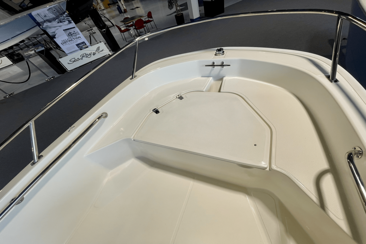 2025 Boston Whaler 130 Super Sport Image Thumbnail #5