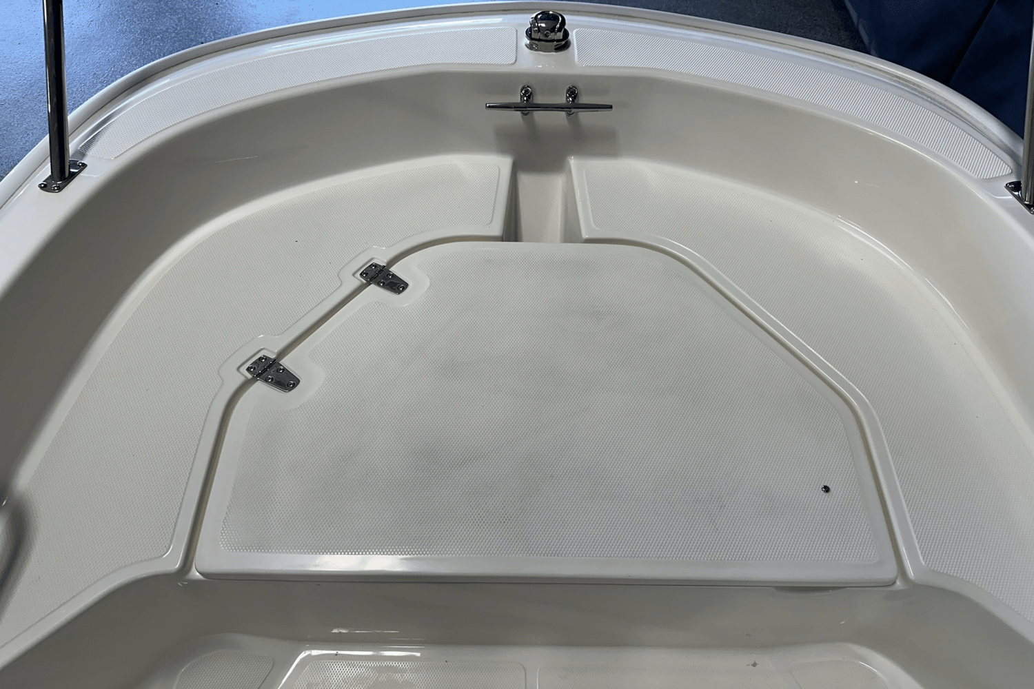 2025 Boston Whaler 130 Super Sport Image Thumbnail #6