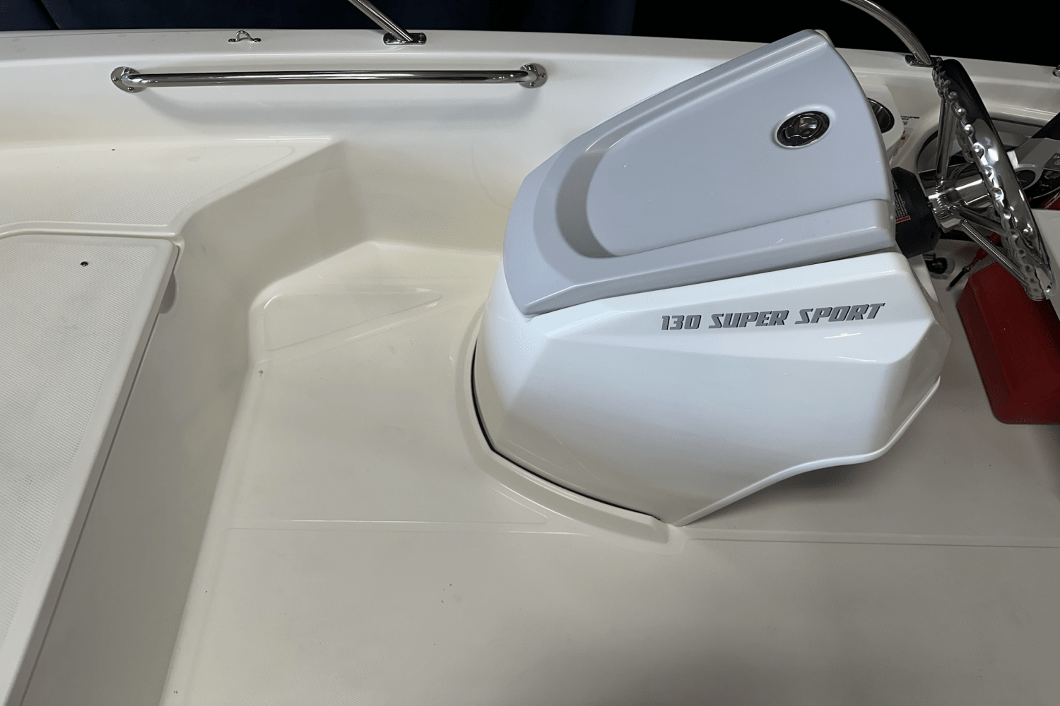 2025 Boston Whaler 130 Super Sport Image Thumbnail #10