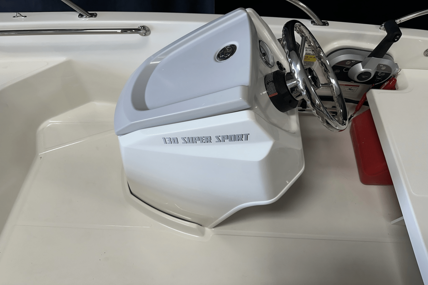 2025 Boston Whaler 130 Super Sport Image Thumbnail #11