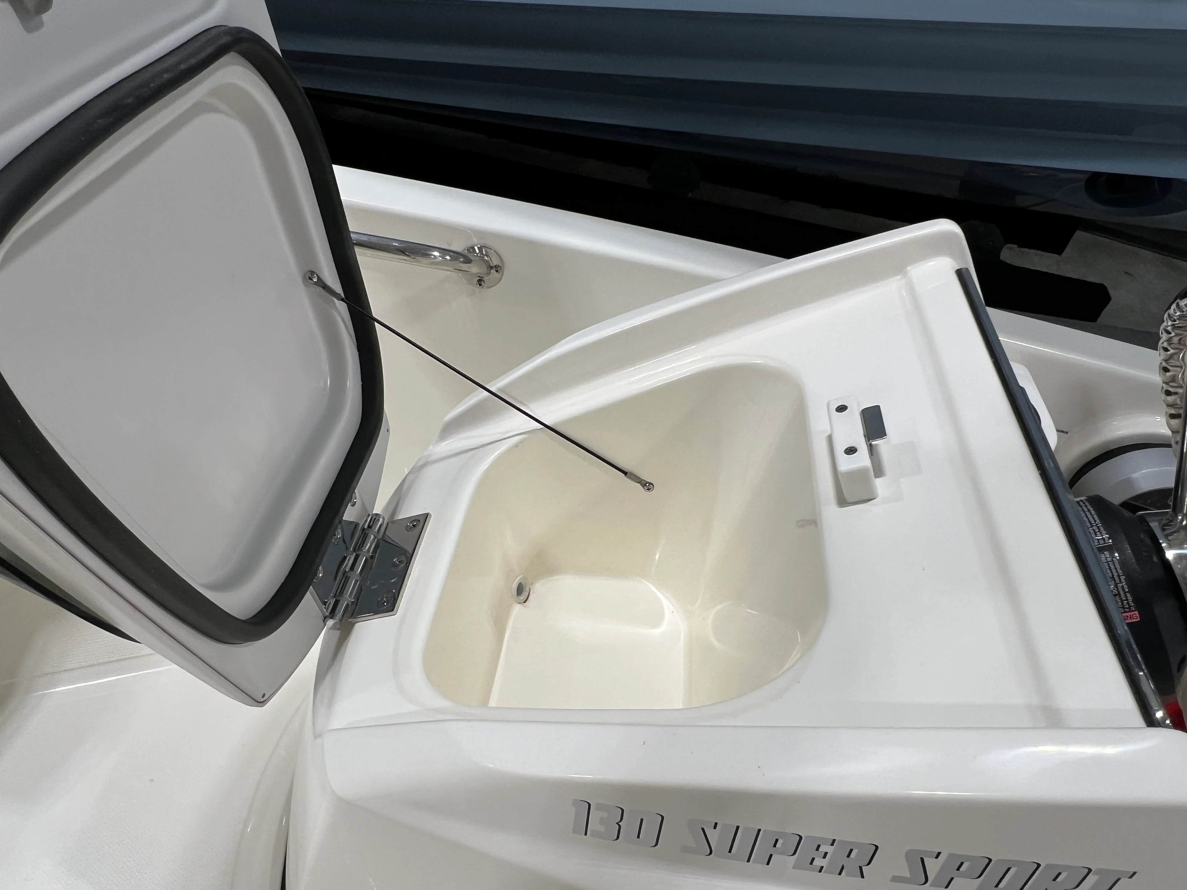 2025 Boston Whaler 130 Super Sport Image Thumbnail #8