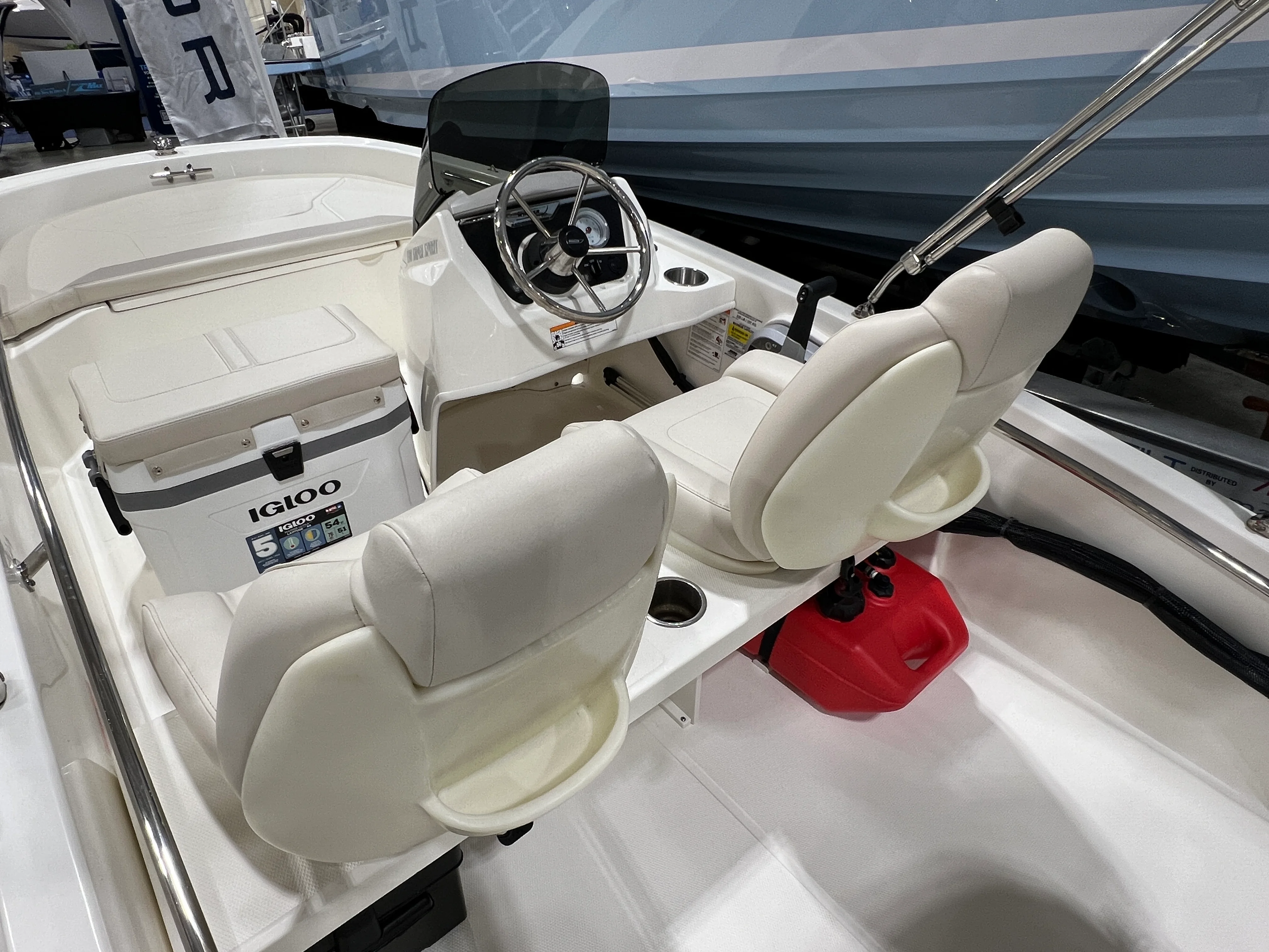 2025 Boston Whaler 130 Super Sport Image Thumbnail #6