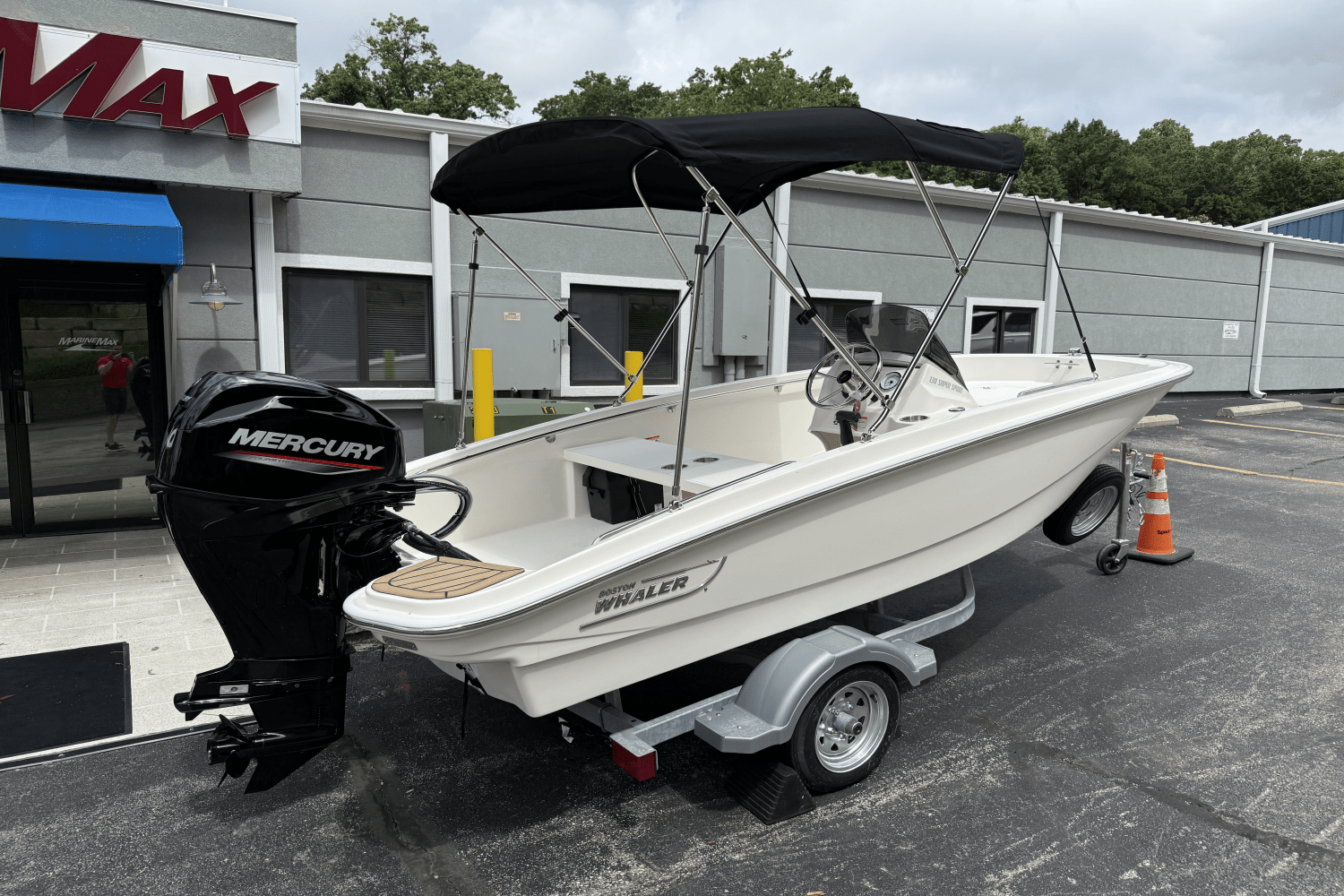 2025 Boston Whaler 130 Super Sport Image Thumbnail #1