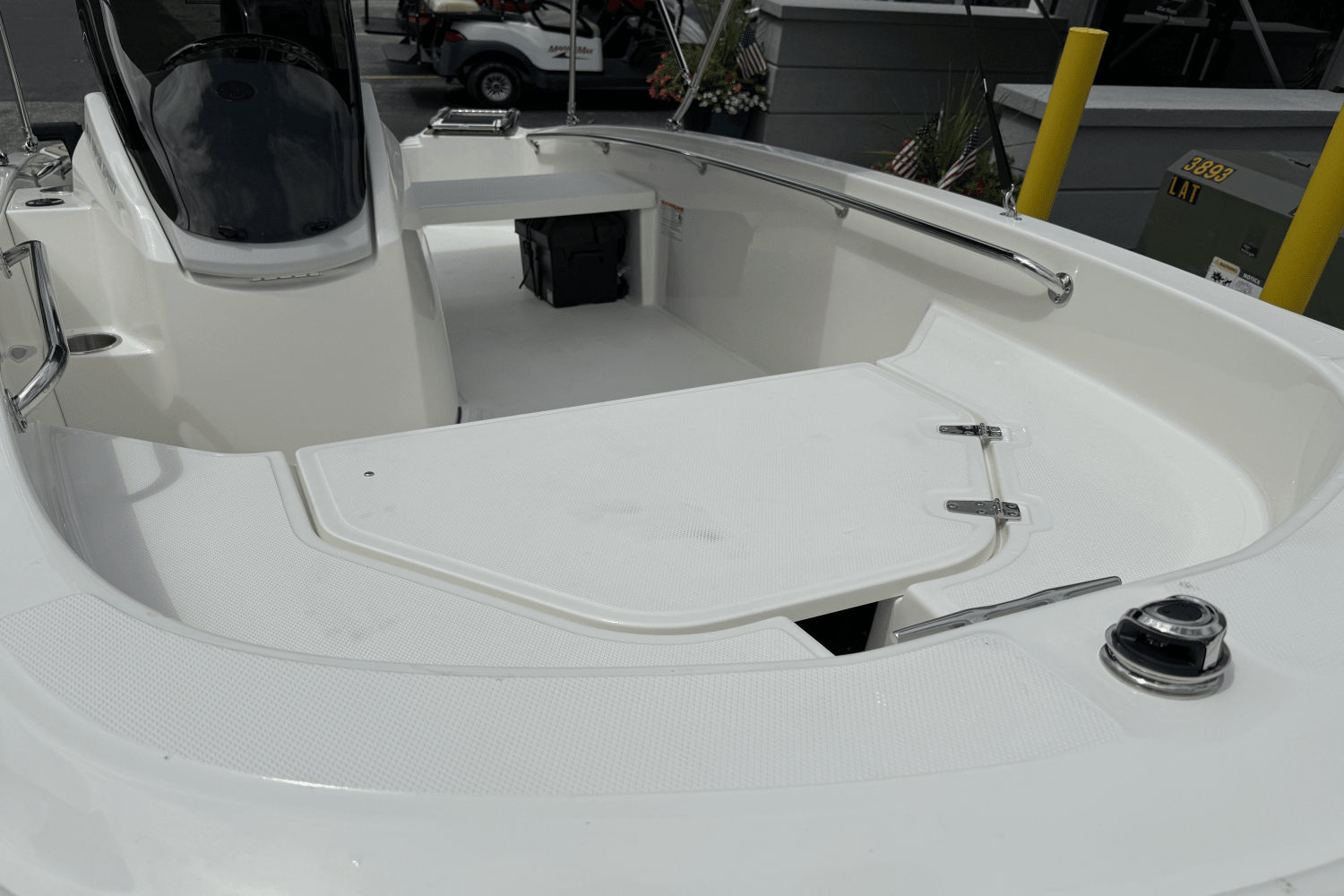 2025 Boston Whaler 130 Super Sport Image Thumbnail #15