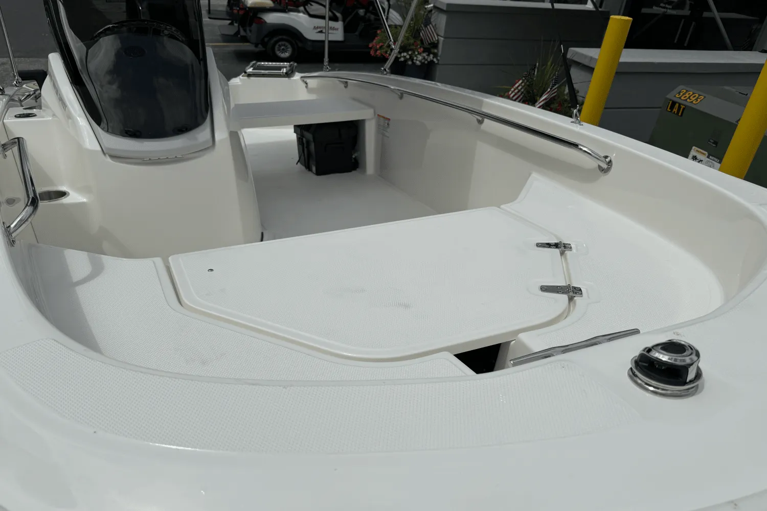 2025 Boston Whaler 130 Super Sport Image Thumbnail #15