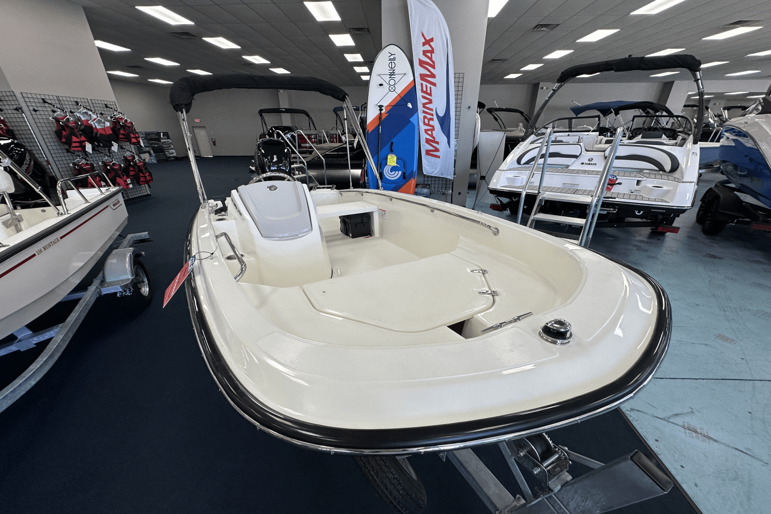 2025 Boston Whaler 130 Super Sport Image Thumbnail #5