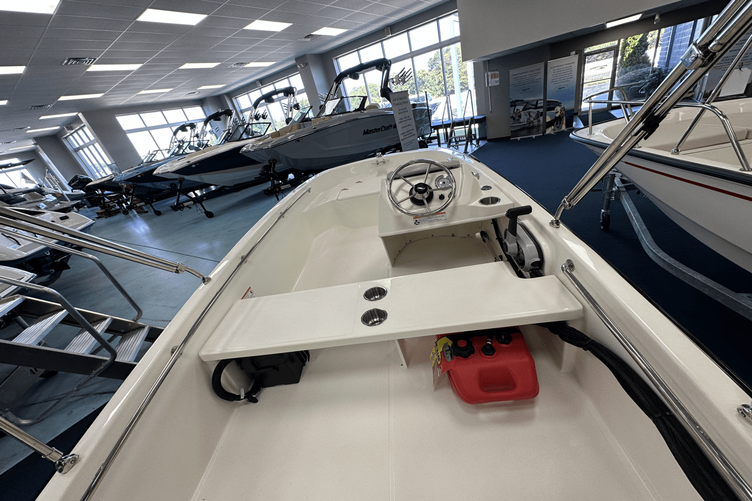 2025 Boston Whaler 130 Super Sport Image Thumbnail #11