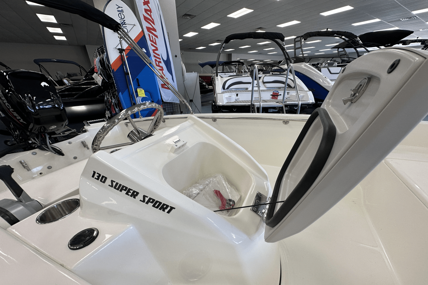 2025 Boston Whaler 130 Super Sport Image Thumbnail #8