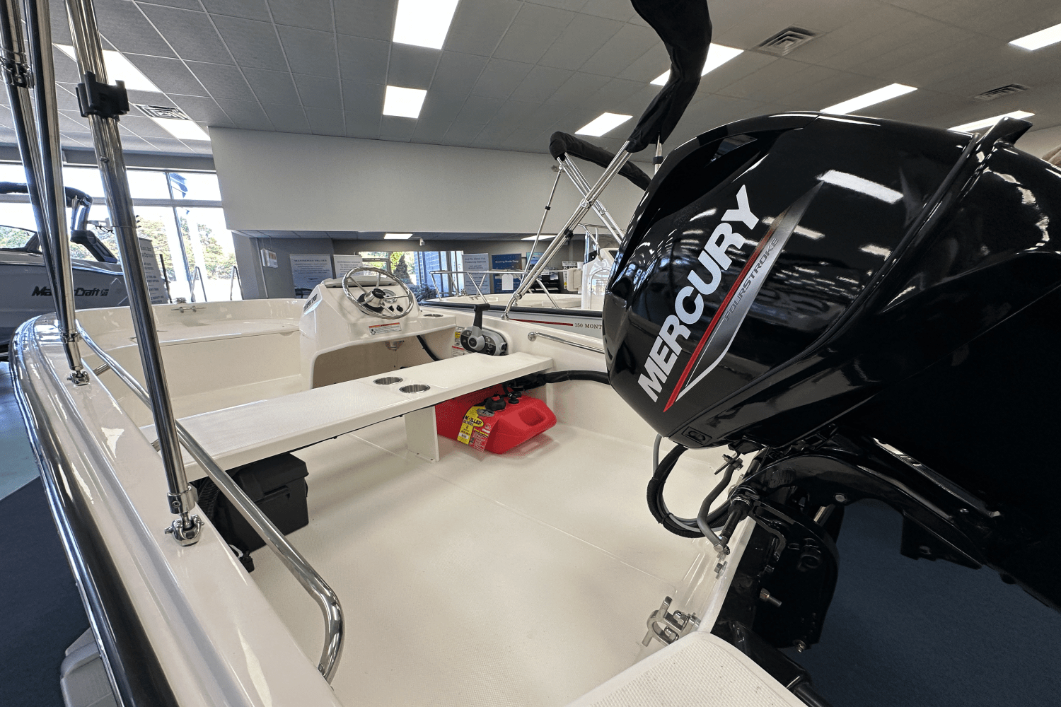 2025 Boston Whaler 130 Super Sport Image Thumbnail #12