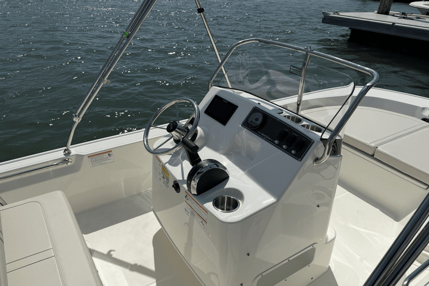 2025 Boston Whaler 150 Montauk Image Thumbnail #10