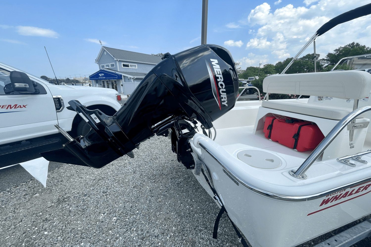 2025 Boston Whaler 150 Montauk Image Thumbnail #3