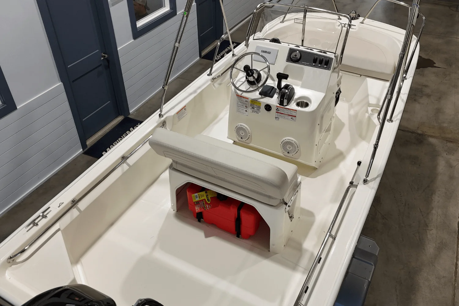 2025 Boston Whaler 150 Montauk Image Thumbnail #12