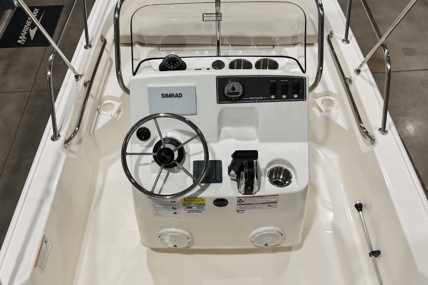 2025 Boston Whaler 150 Montauk Image Thumbnail #16