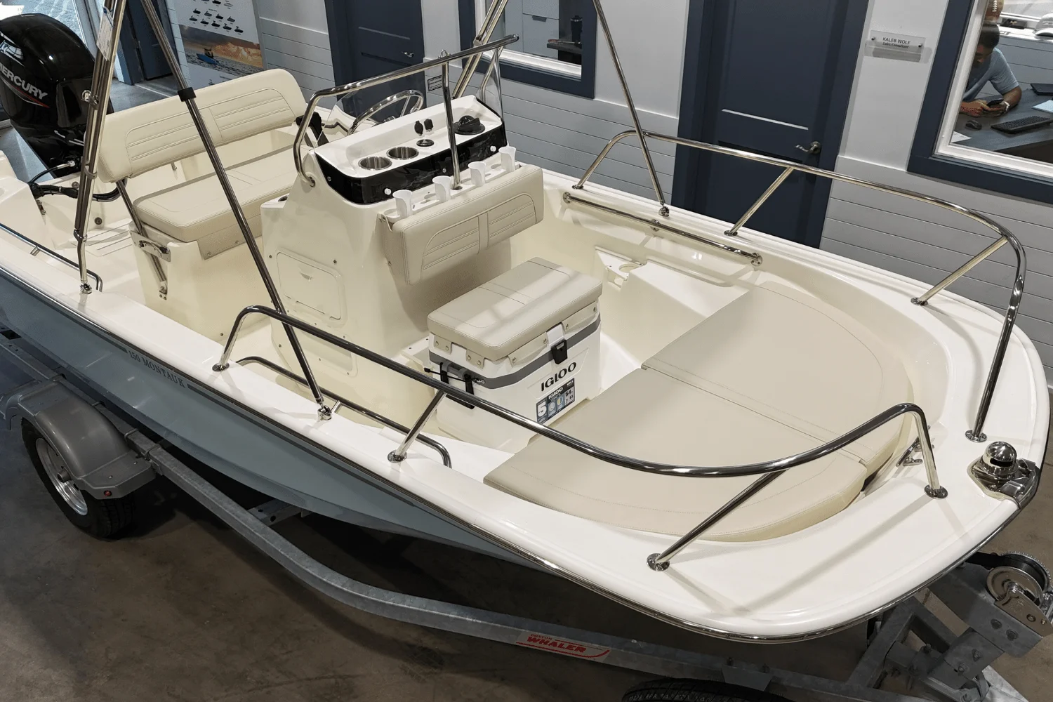 2025 Boston Whaler 150 Montauk Image Thumbnail #3