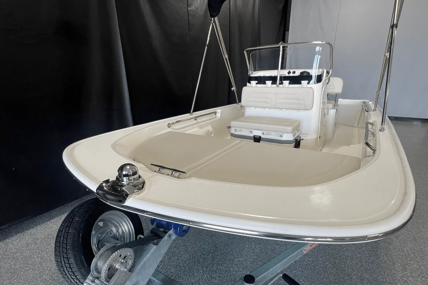 2026 Boston Whaler 150 Montauk Image Thumbnail #17