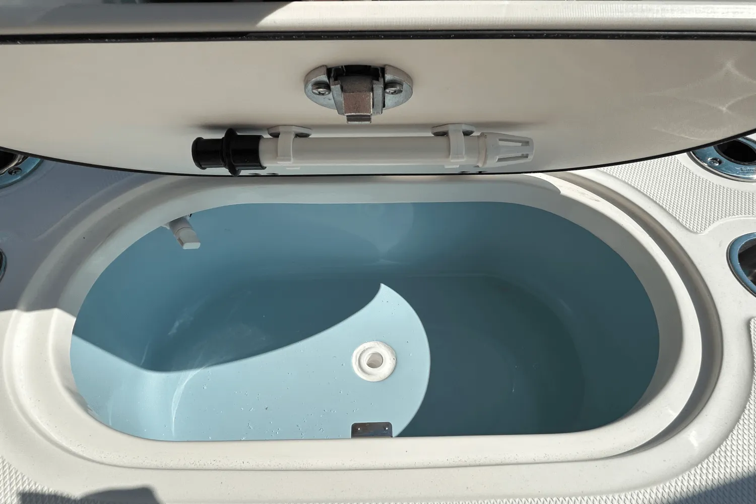 2026 Boston Whaler 150 Montauk Image Thumbnail #12