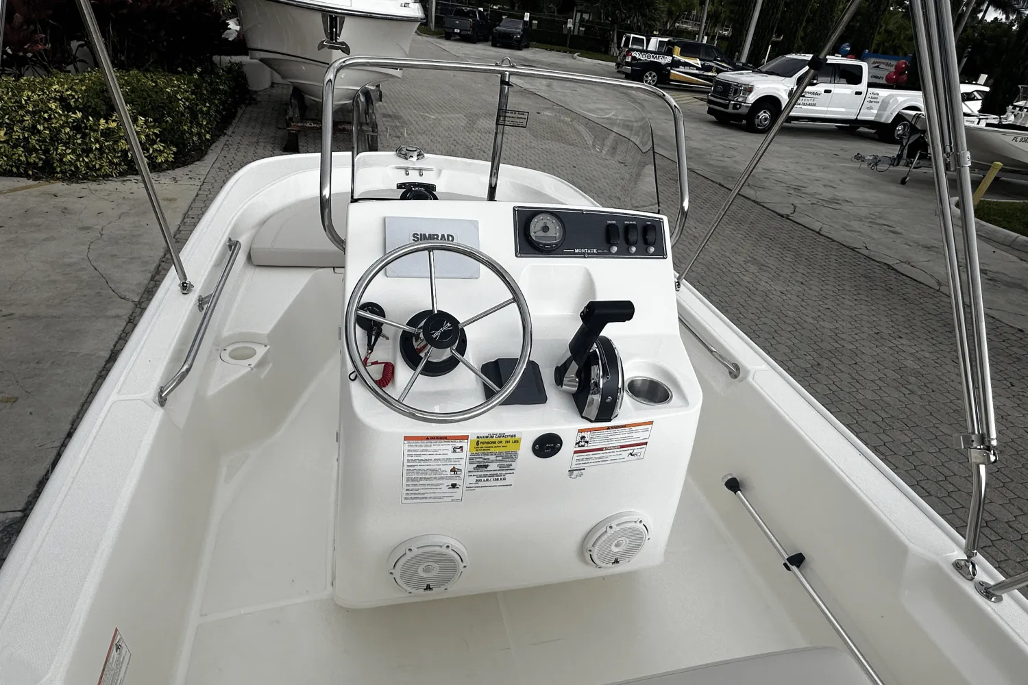 2026 Boston Whaler 150 Montauk Image Thumbnail #10