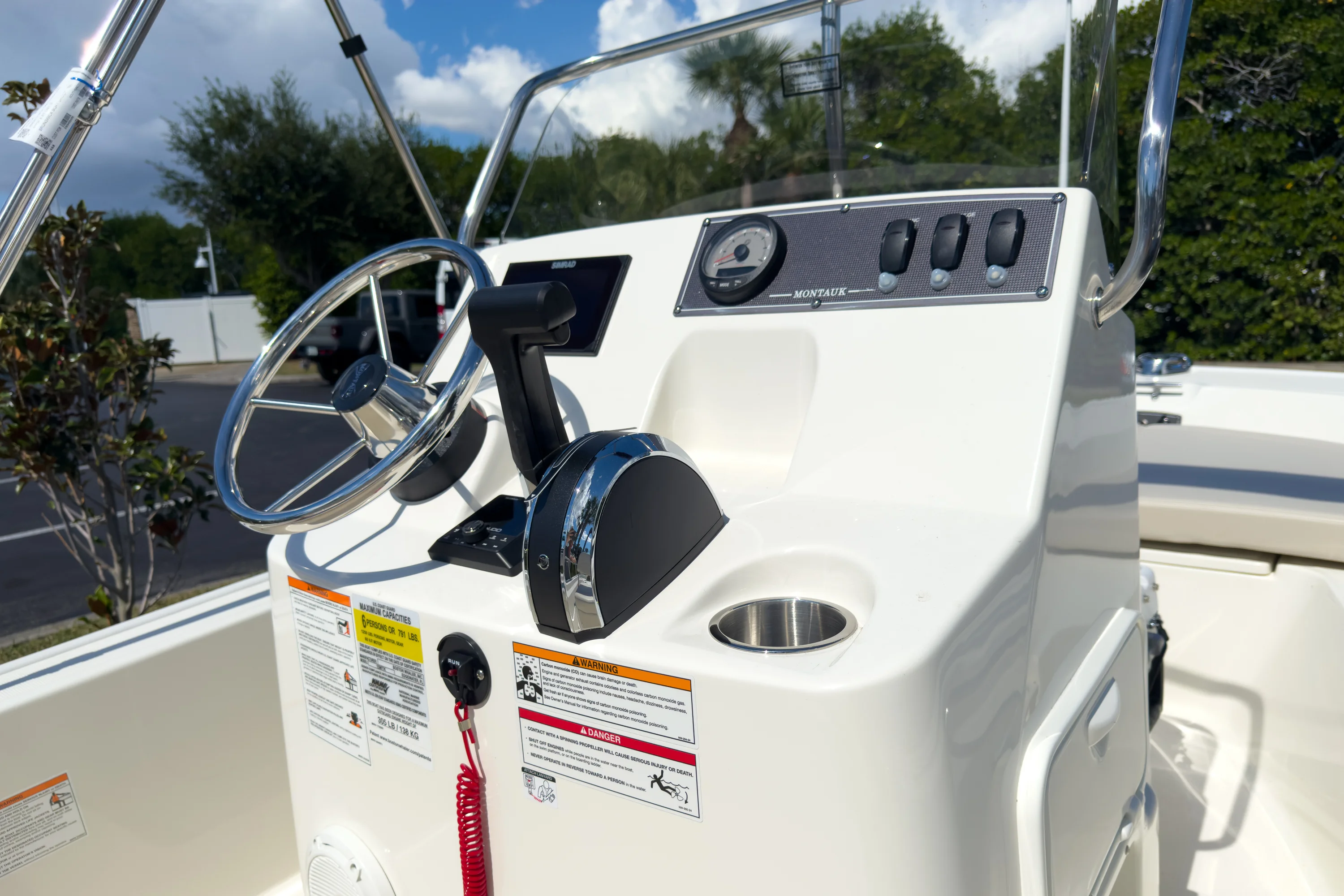 2026 Boston Whaler 150 Montauk Image Thumbnail #9