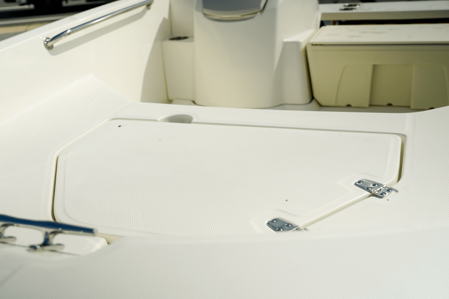 2025 Boston Whaler 160 Super Sport Image Thumbnail #16