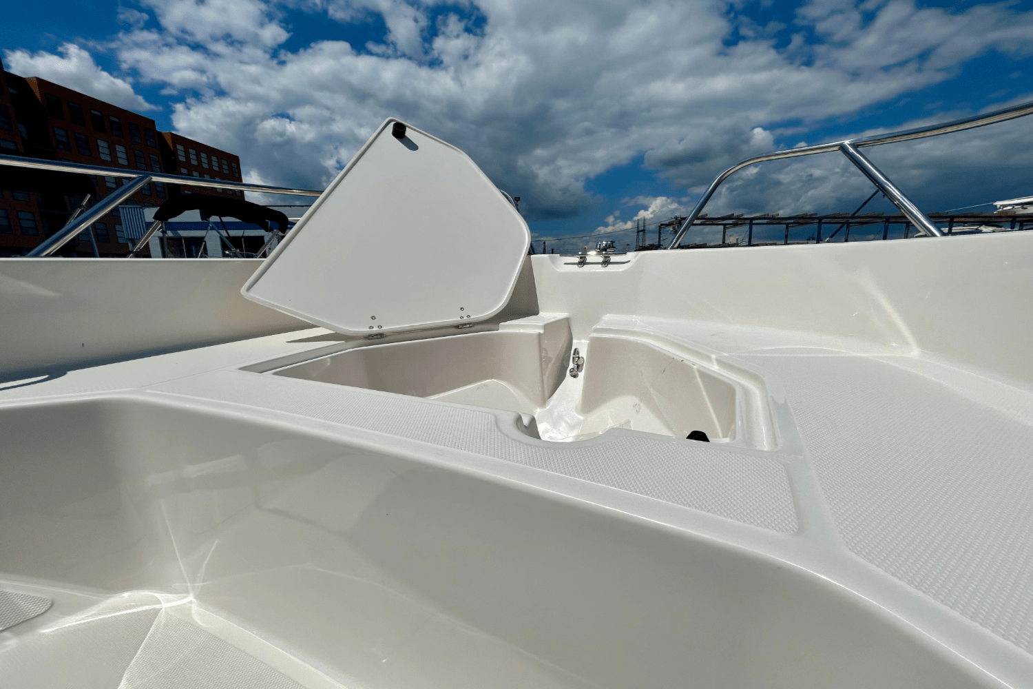 2025 Boston Whaler 160 Super Sport Image Thumbnail #18