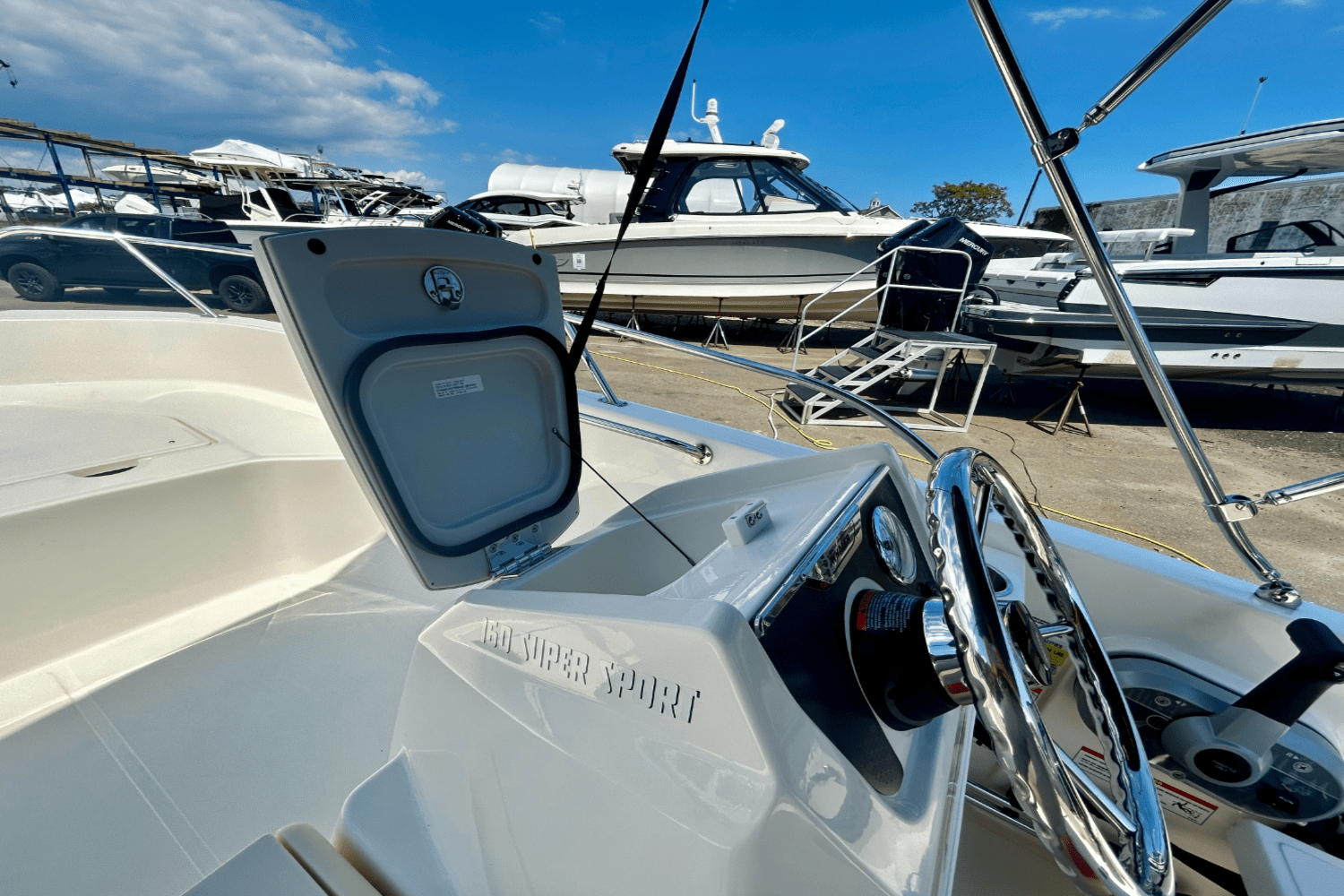2025 Boston Whaler 160 Super Sport Image Thumbnail #14