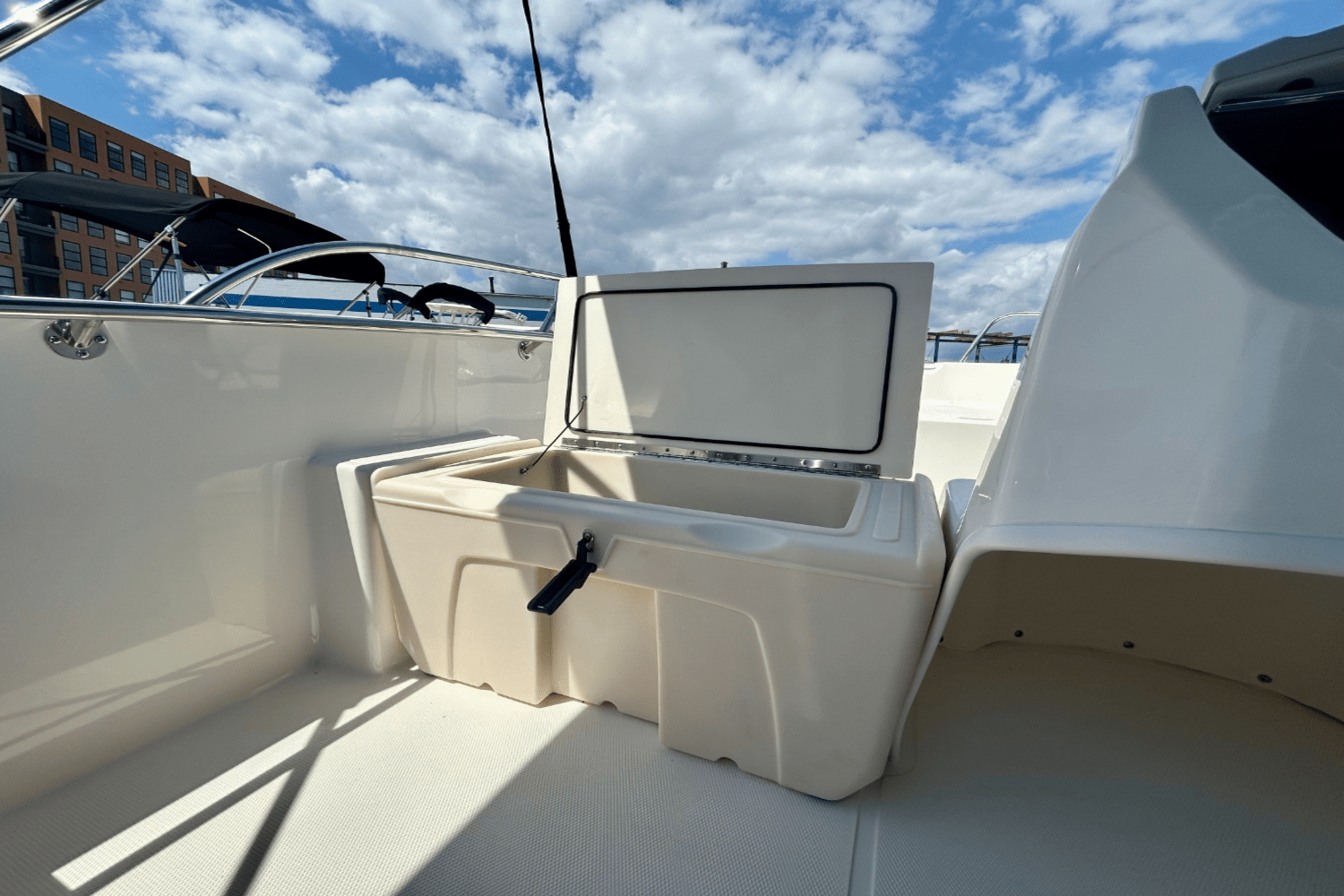 2025 Boston Whaler 160 Super Sport Image Thumbnail #16