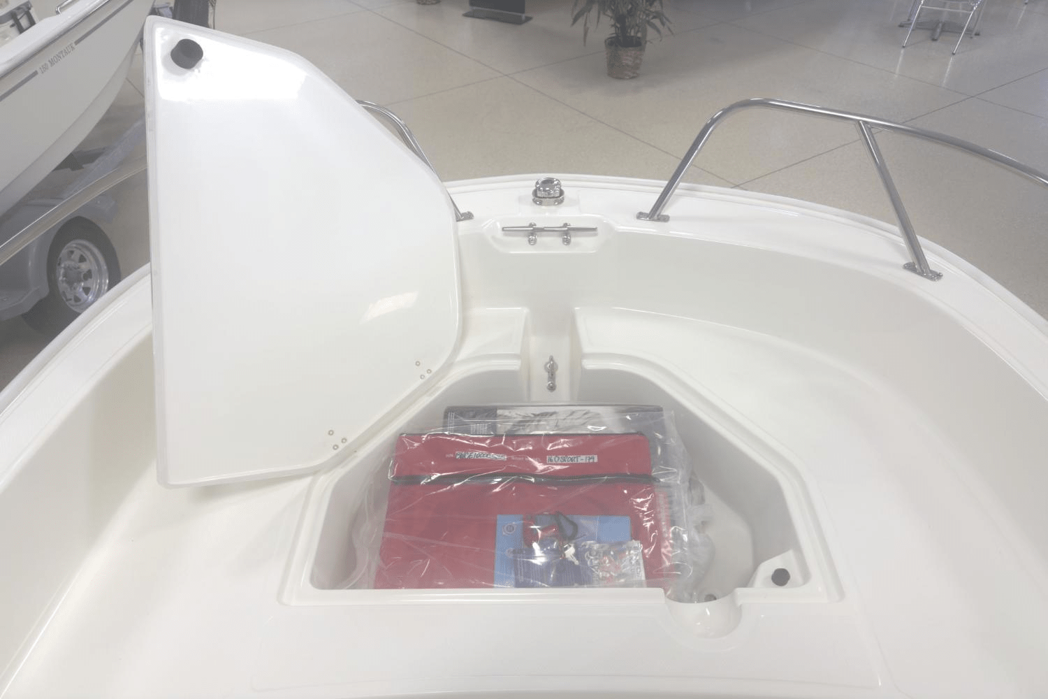 2025 Boston Whaler 160 Super Sport Image Thumbnail #7