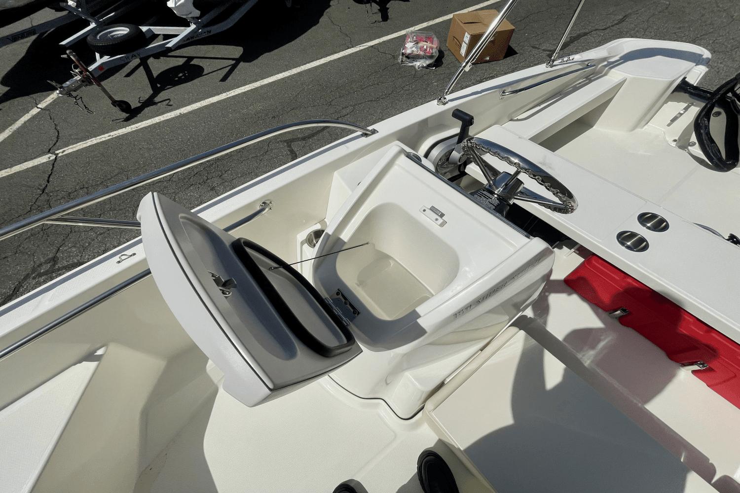 2025 Boston Whaler 160 Super Sport Image Thumbnail #7