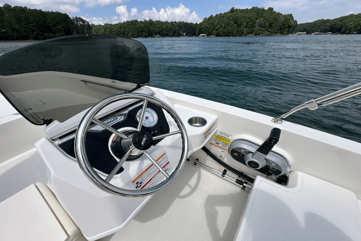 2026 Boston Whaler 160 Super Sport Image Thumbnail #14