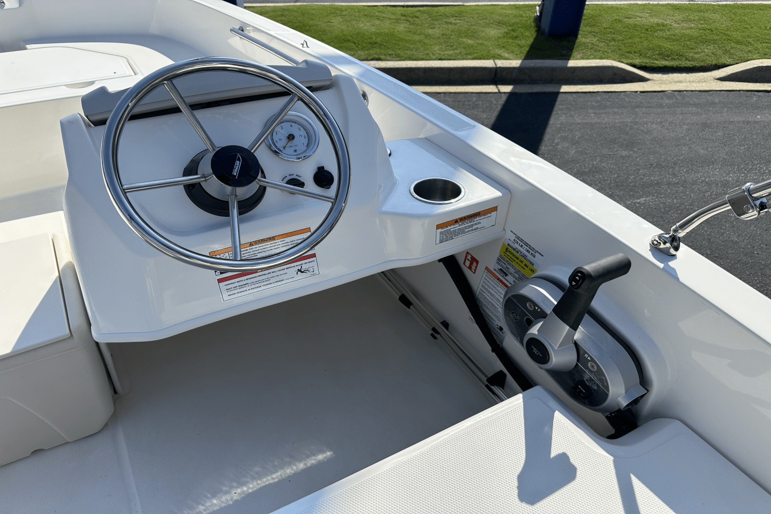 2026 Boston Whaler 160 Super Sport Image Thumbnail #8