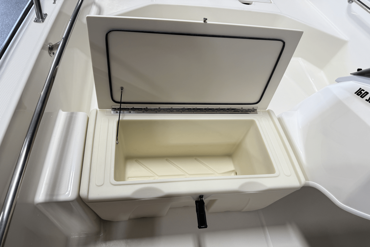 2025 Boston Whaler 160 Super Sport Image Thumbnail #33