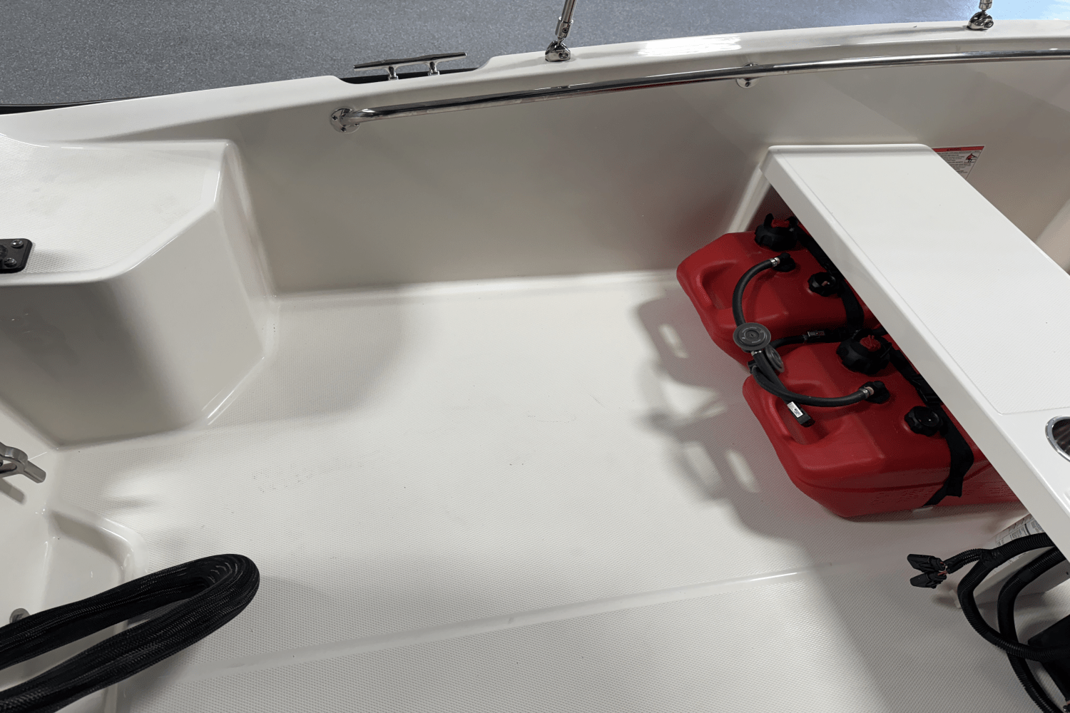 2025 Boston Whaler 160 Super Sport Image Thumbnail #21