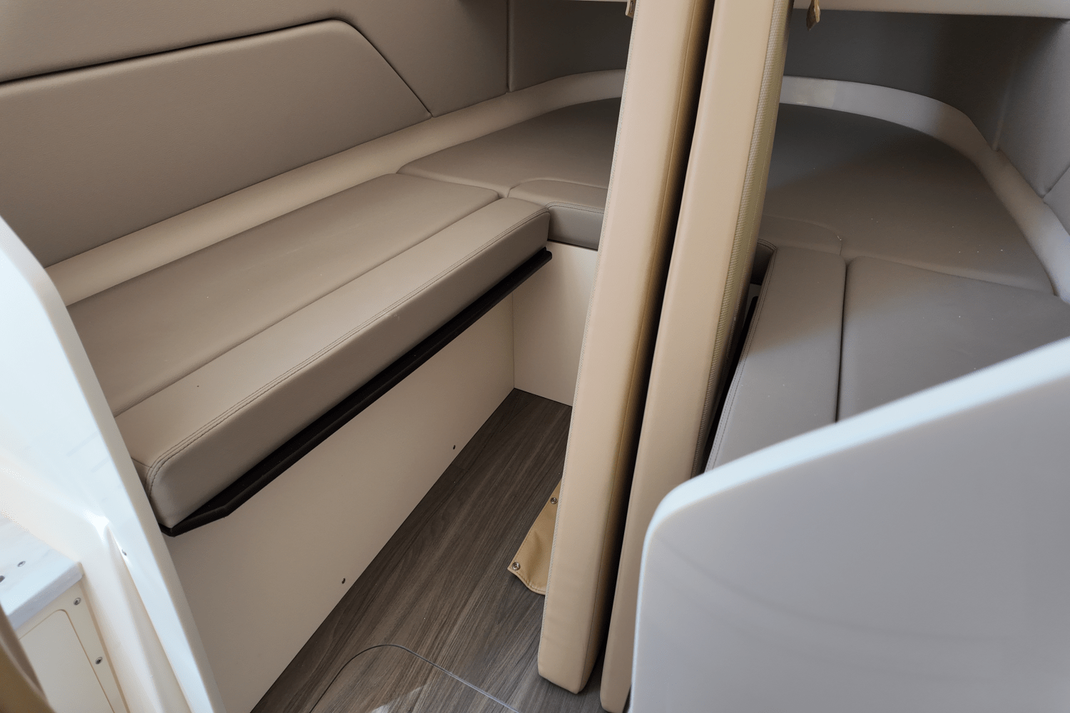 2026 Scout 330 LXF Image Thumbnail #35
