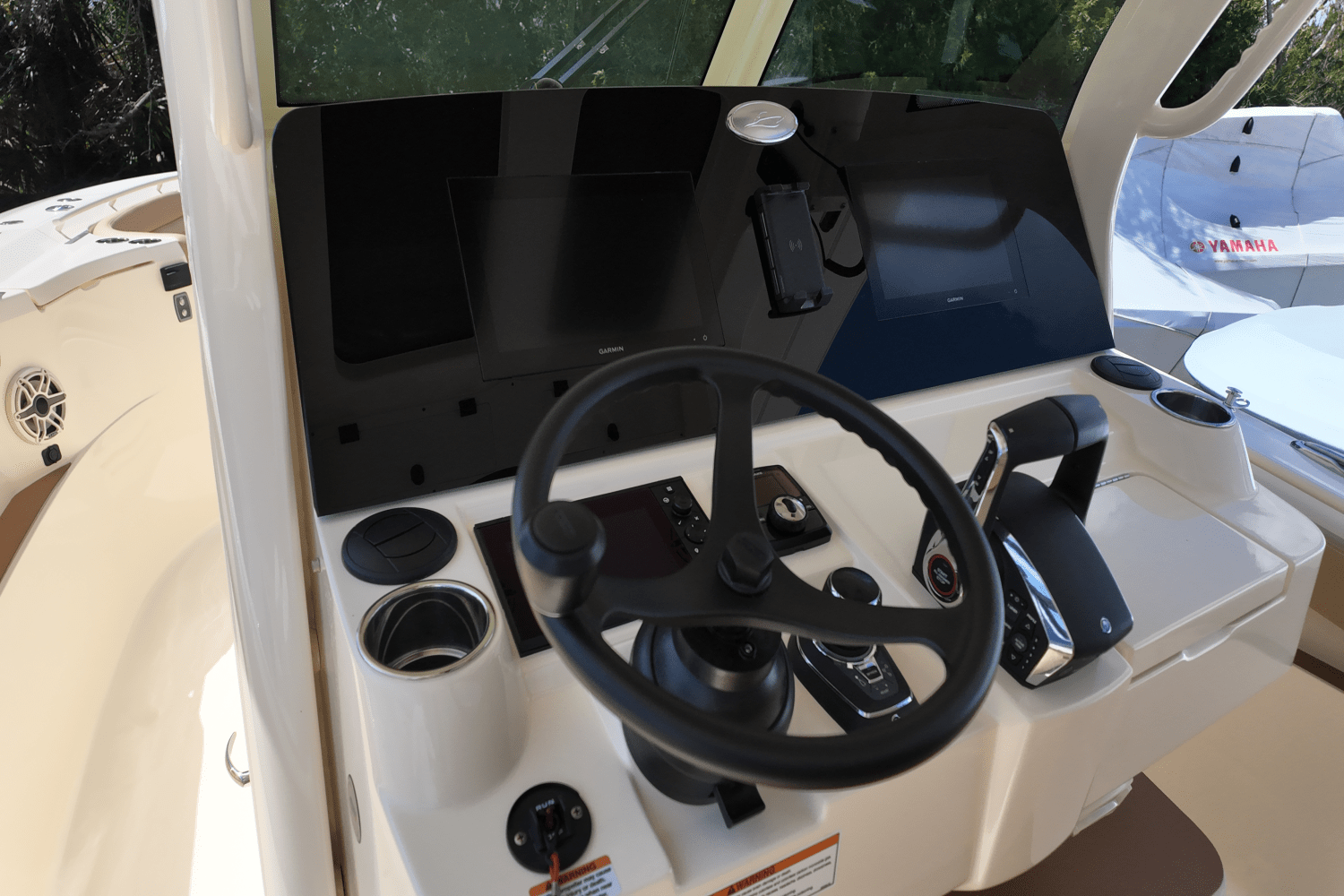 2026 Scout 330 LXF Image Thumbnail #13