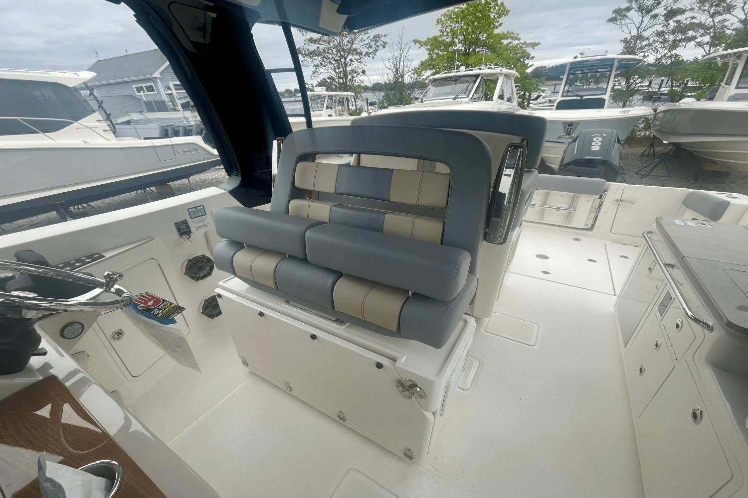 2025 Boston Whaler 380 Realm Image Thumbnail #13