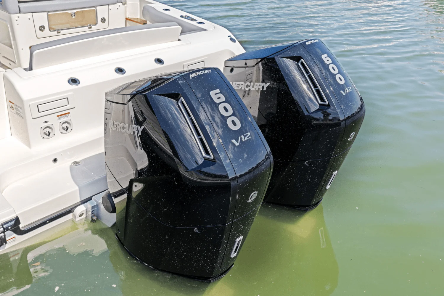 2025 Boston Whaler 380 Realm Image Thumbnail #8