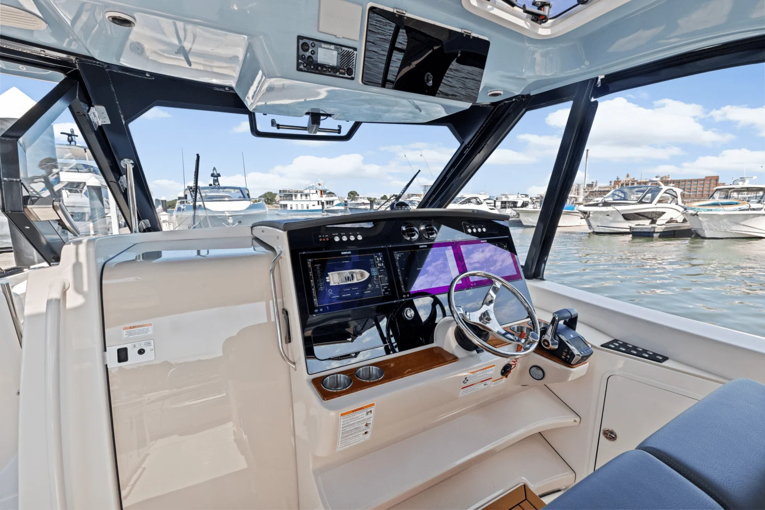 2025 Boston Whaler 380 Realm Image Thumbnail #28