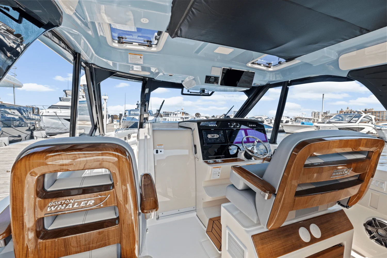 2025 Boston Whaler 380 Realm Image Thumbnail #25