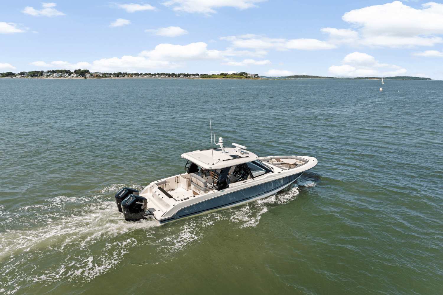 2025 Boston Whaler 380 Realm Image Thumbnail #58