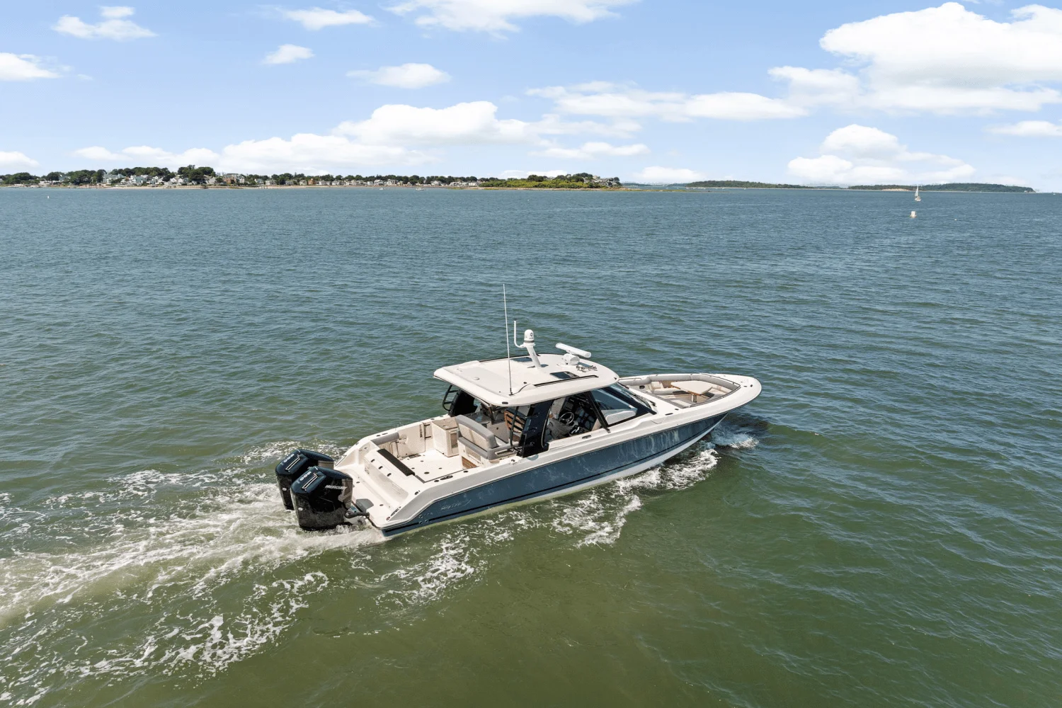 2025 Boston Whaler 380 Realm Image Thumbnail #58