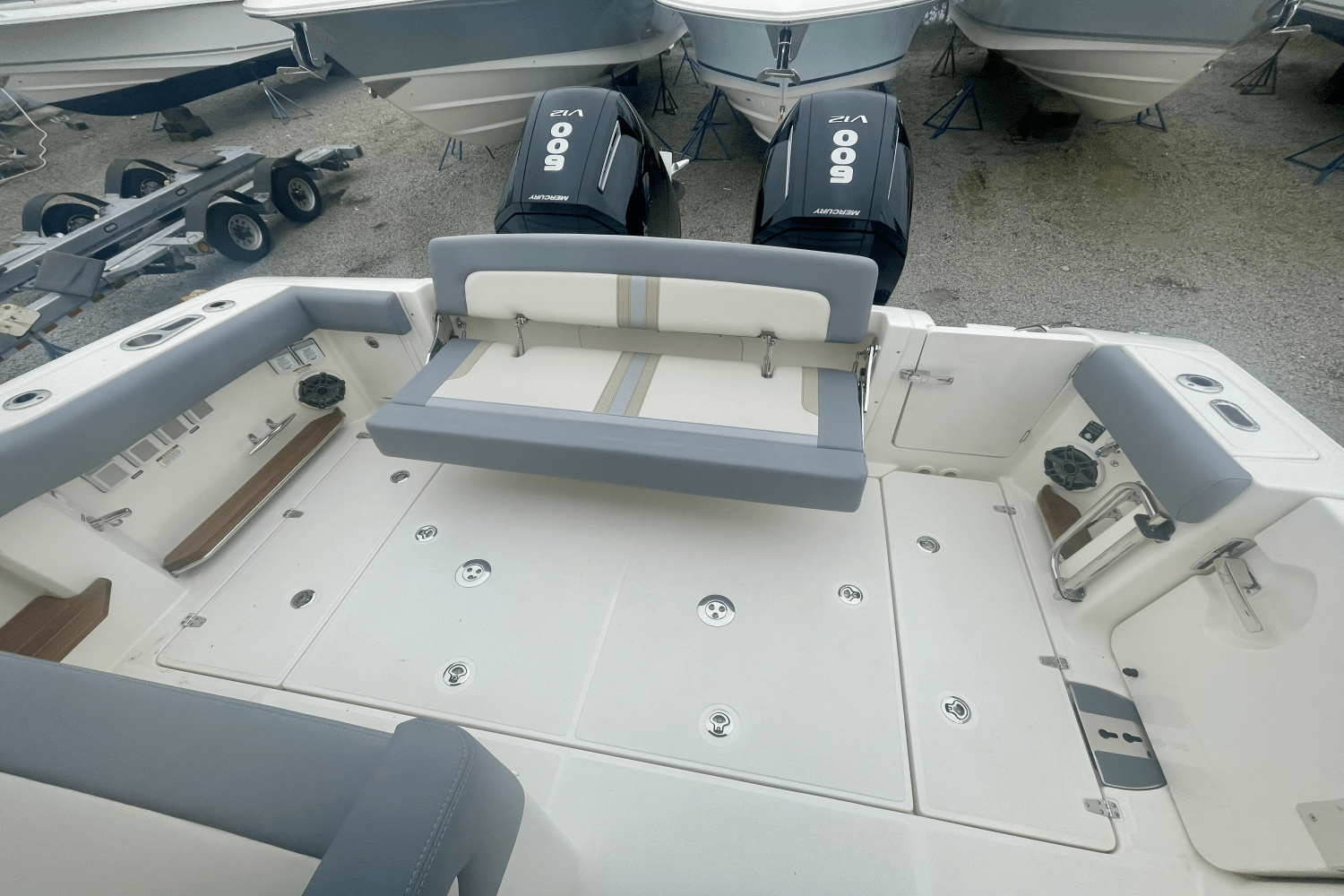 2025 Boston Whaler 380 Realm Image Thumbnail #4
